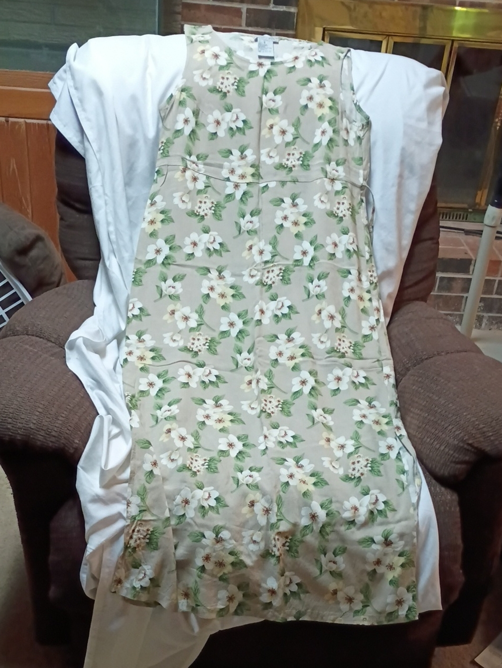 Basic Editions Beige Floral Sleeveless A-Line Dress